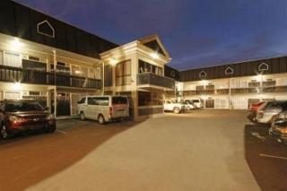 Kiwi Motel 3*